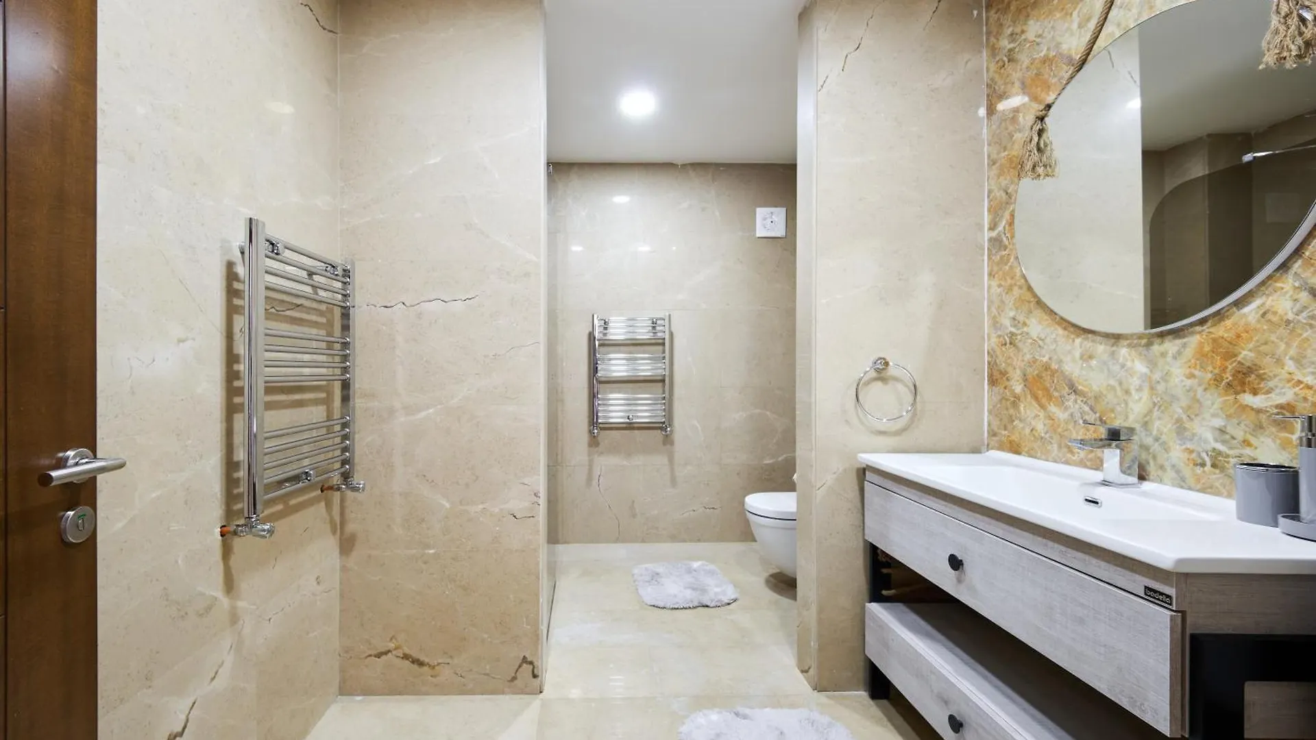 Modern Duplex Bosphorus View Apartment With Teracce Istanbul