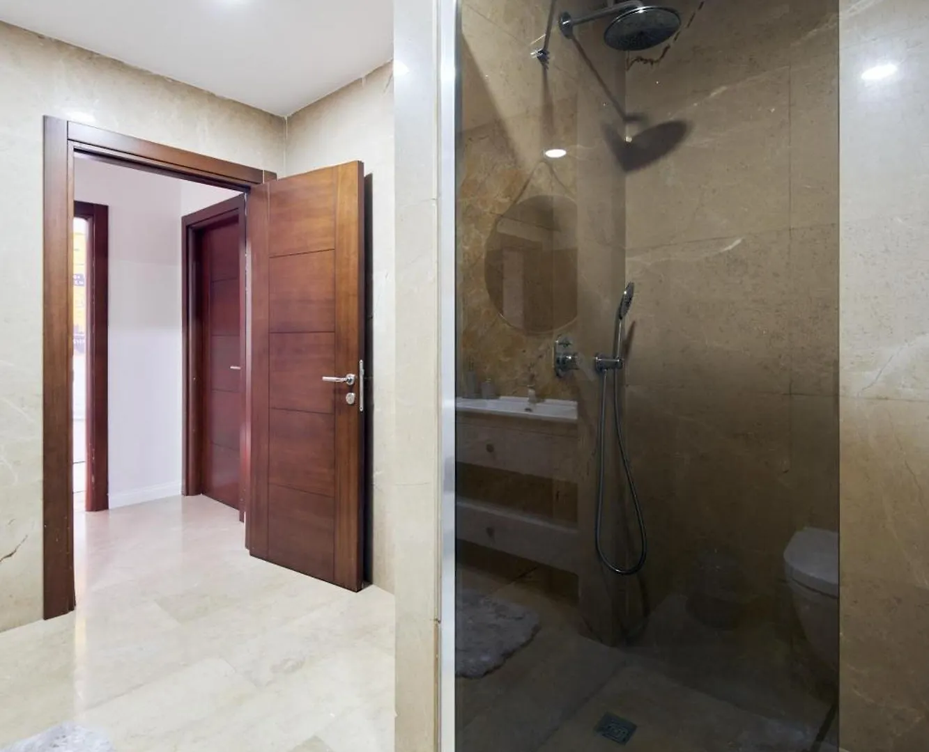 Modern Duplex Bosphorus View Apartment With Teracce Istanbul
